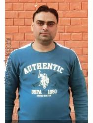 VHT7867  : Brahmin Dhiman (Punjabi)  from  Rupnagar (Ropar)